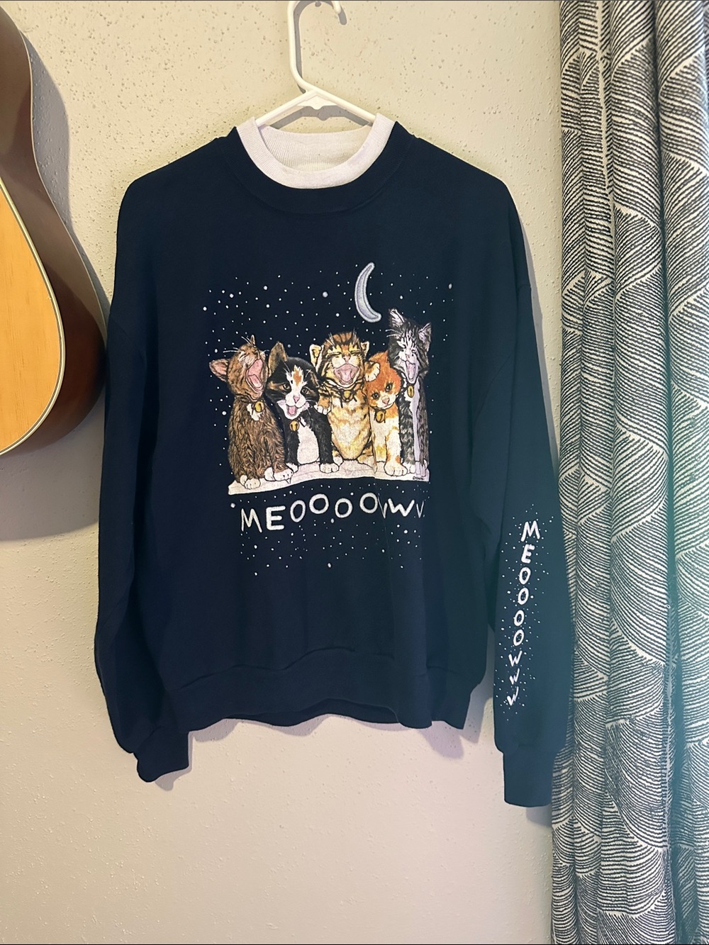 Vintage 'Meooww' Cat Graphic Sweatshirt